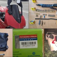 FOTO – Kontrolisane operativno interesantne osobe, oduzet puškomitraljez, motocikl, blindirano vozilo…