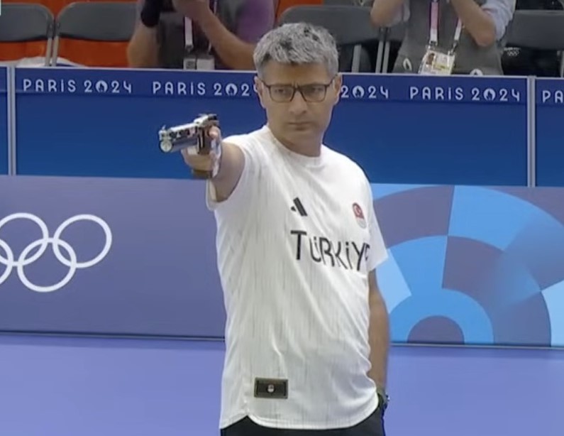 Turski Strijelac Bez Opreme I Za Tite Osvojio Srebro Na Olimpijadi