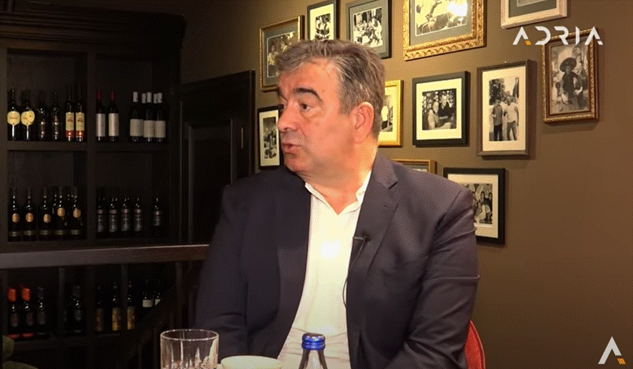 Medojević za Adriu: Veliki sam obožavalac crnogorskih izvornih pjesama, da se ne hvalim, ali kažu da sam interesantan tip u provodu